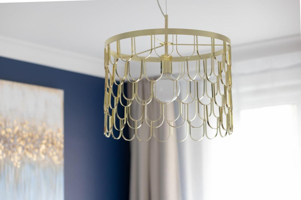 Apartament Stylish Atol With Free Parking In The Heart Of By Renters